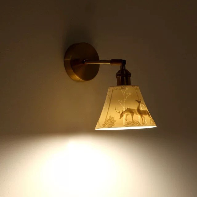 انارة جدارية بظل الغزال/ لمسة الغزال الجدارية.