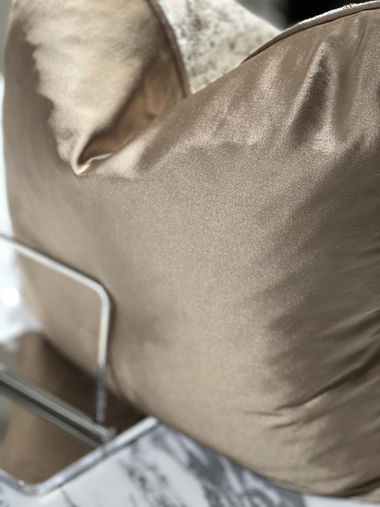 غطاء مخدة