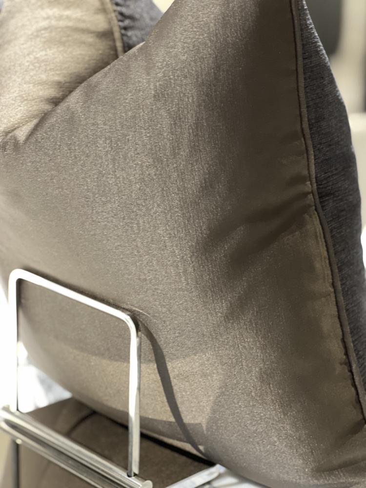 غطاء مخدة