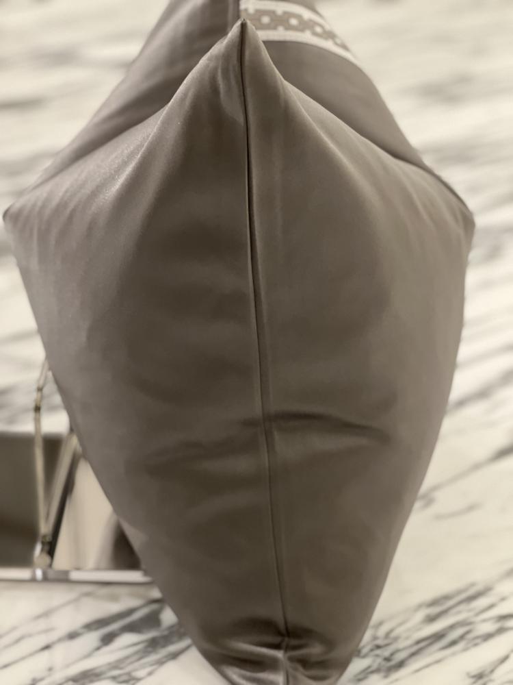 غطاء مخدة