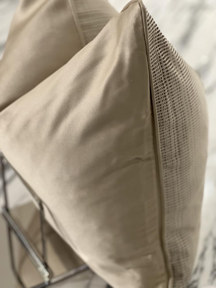 غطاء مخدة
