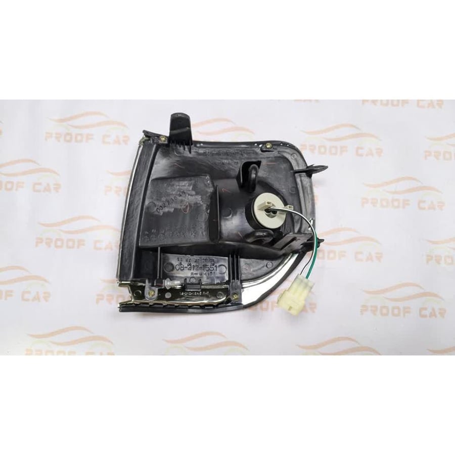 اصطب ركن لاندكروزر 90 - 97 ذهبي ديبو