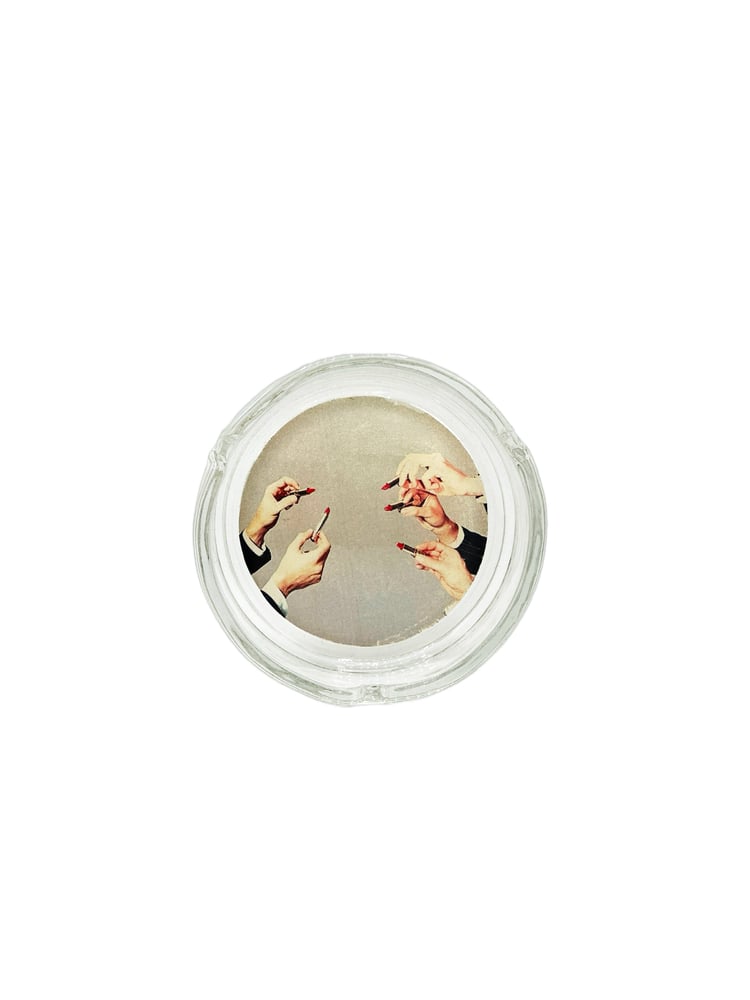 طفاية سجائر - Ashtray