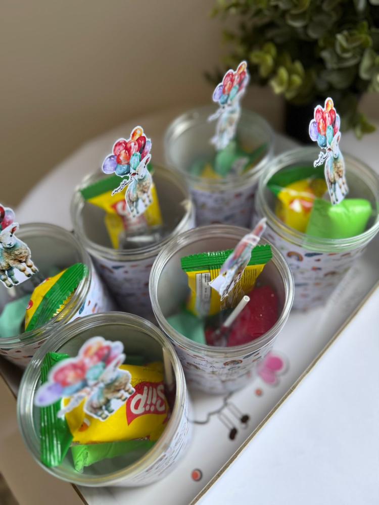 بكج علبة المفاجأت 6 علب مع قاعدة