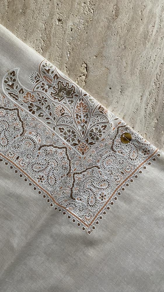 A shoulder cloth of Saturday Al-Ula