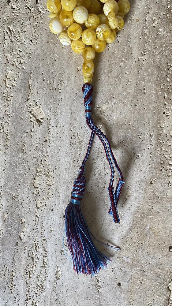 A prayer bead made of musk and karkoush, custom-made