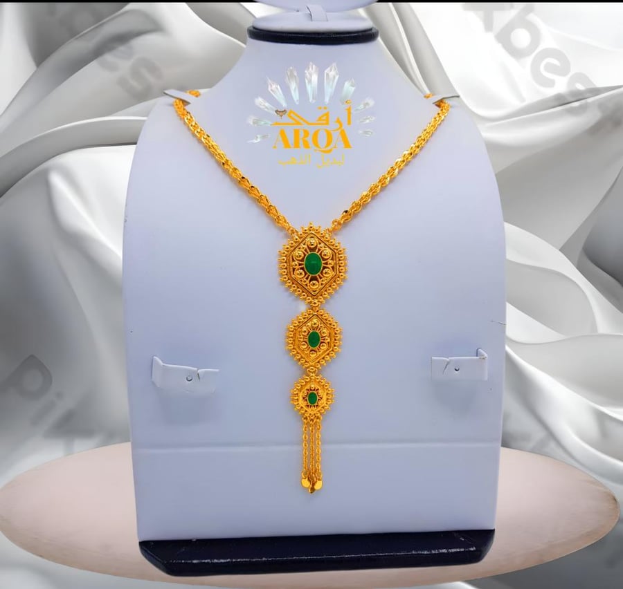 عقد ناعم تصميم مميز مطلي ذهب عيار 21