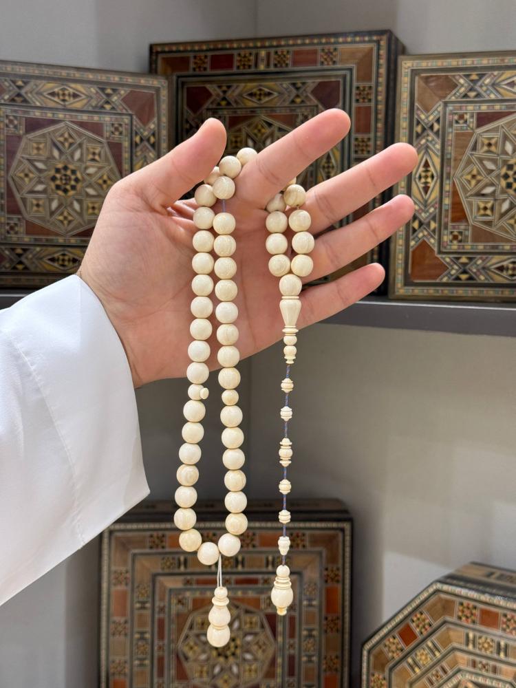 مسباح عاج فيل طبيعي كروي يدوي - حجر السلطان ولك من الاسم نصيب