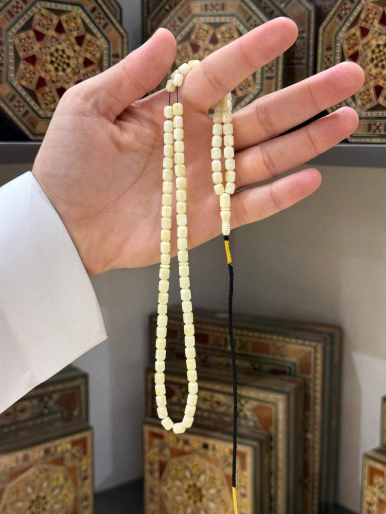مسابيح كهرب طبيعي اوكراني برميلي -حجر السلطان ولك من الاسم نصيب