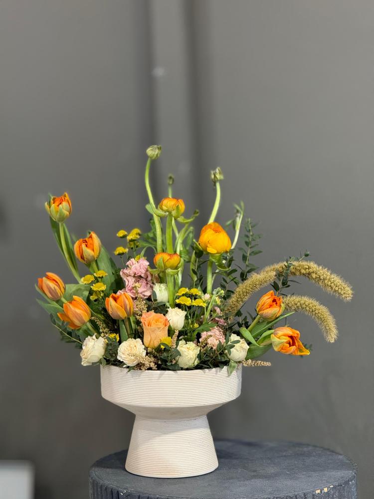 Natural tulip vase