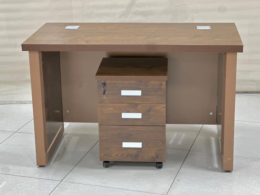 Study desk 120cm