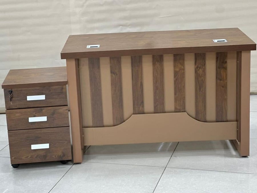 Study desk 120cm