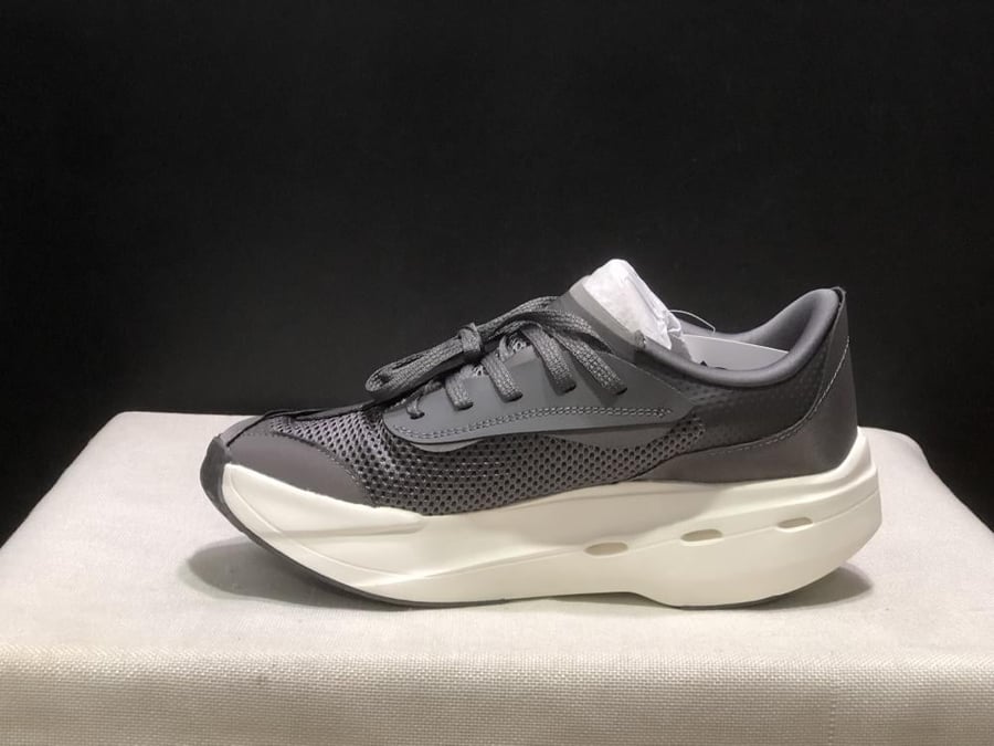 On Running Cloudboom Volt PAF white Master Quality