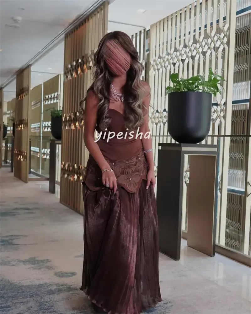 تخصيص جودة عالية كلاسيكي جيرسي حجر الراين الطية مستقيم الحبيب فساتين طويلة مخصصة فساتين المناسبات أزياء الرجعية