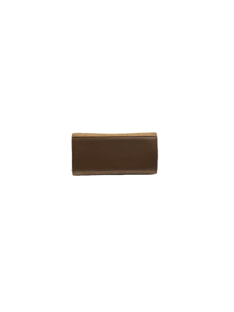 A women's bag medium brown color