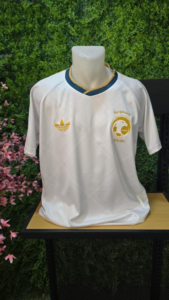 تيشيرت المنتخب السعودي الابيض 2026