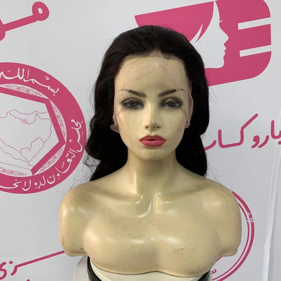 باروكه شعر طبيعى طول 22انش جذور كامله فروه دانتيل لون بنى غامق ويفى