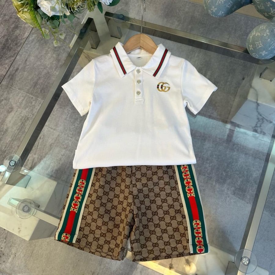 اطقم اطفال ماركة Gucci & Dior & Fendi