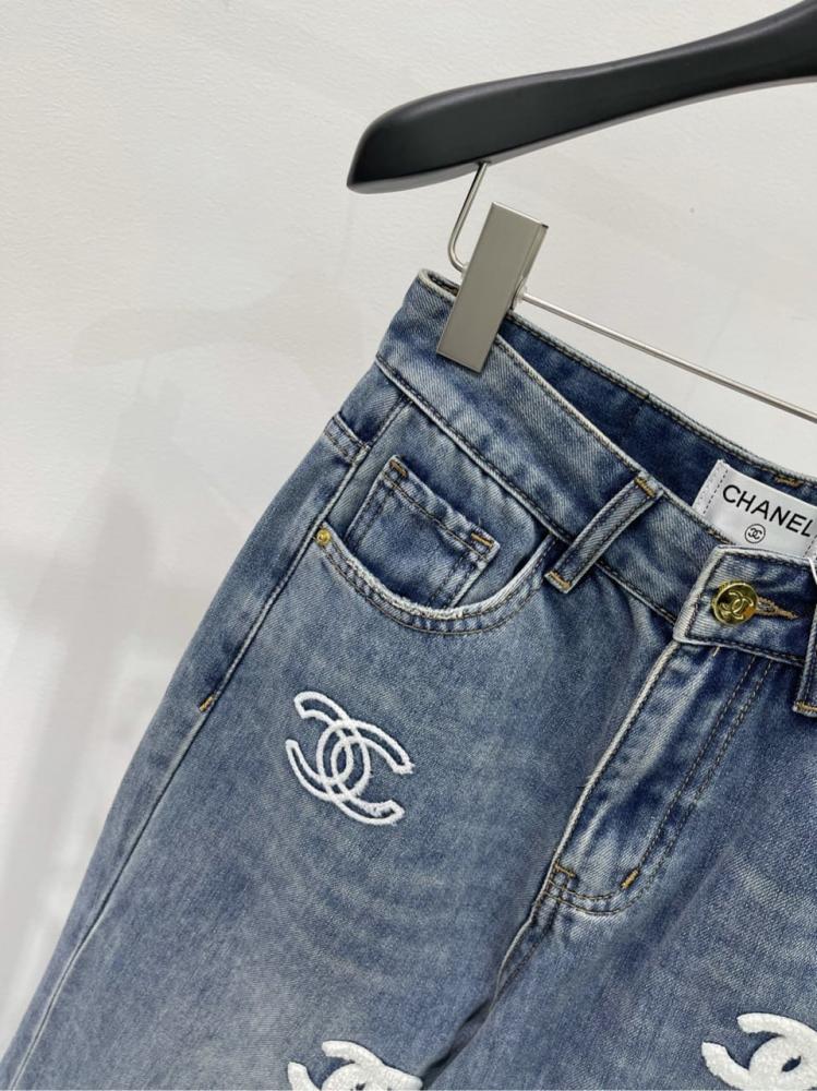 بنطال نسائي ماركة Chanel