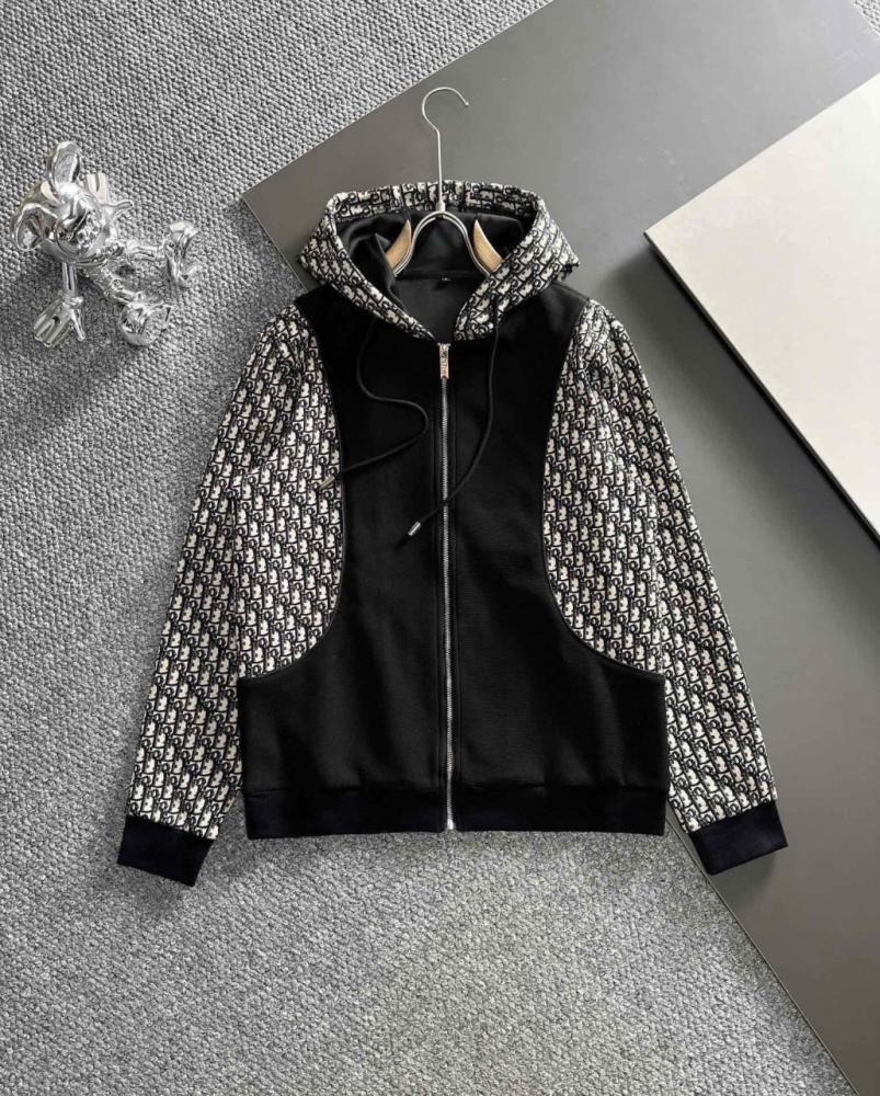 اطقم رجاليه ماركة Dior & LV