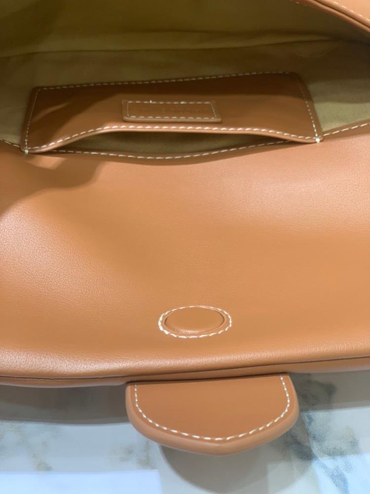 شنطة نسائية ماركة ‏JACQUEMUS