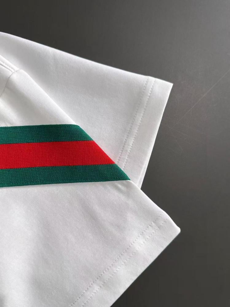 طقم رجالي ماركة Gucci