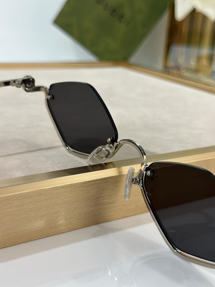 نظاره ماركة ‏Gucci