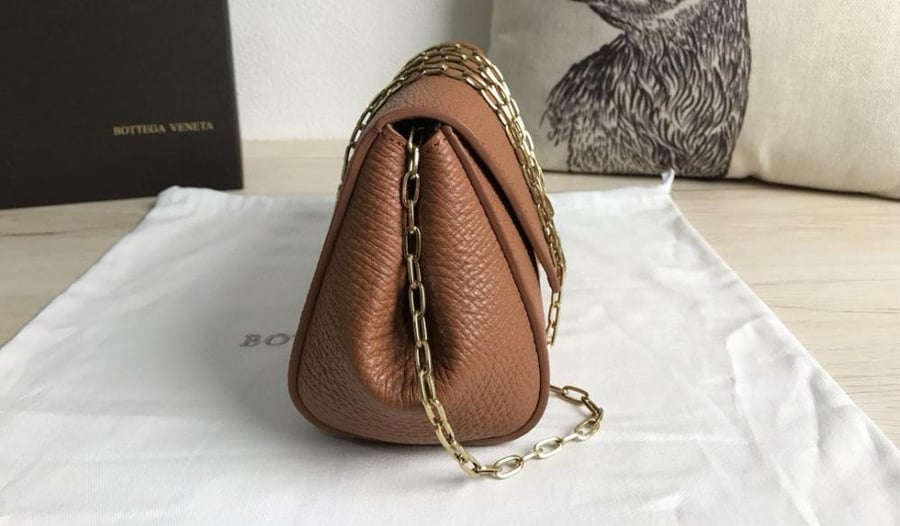 شنطه نسائية ماركة Bottega Veneta
