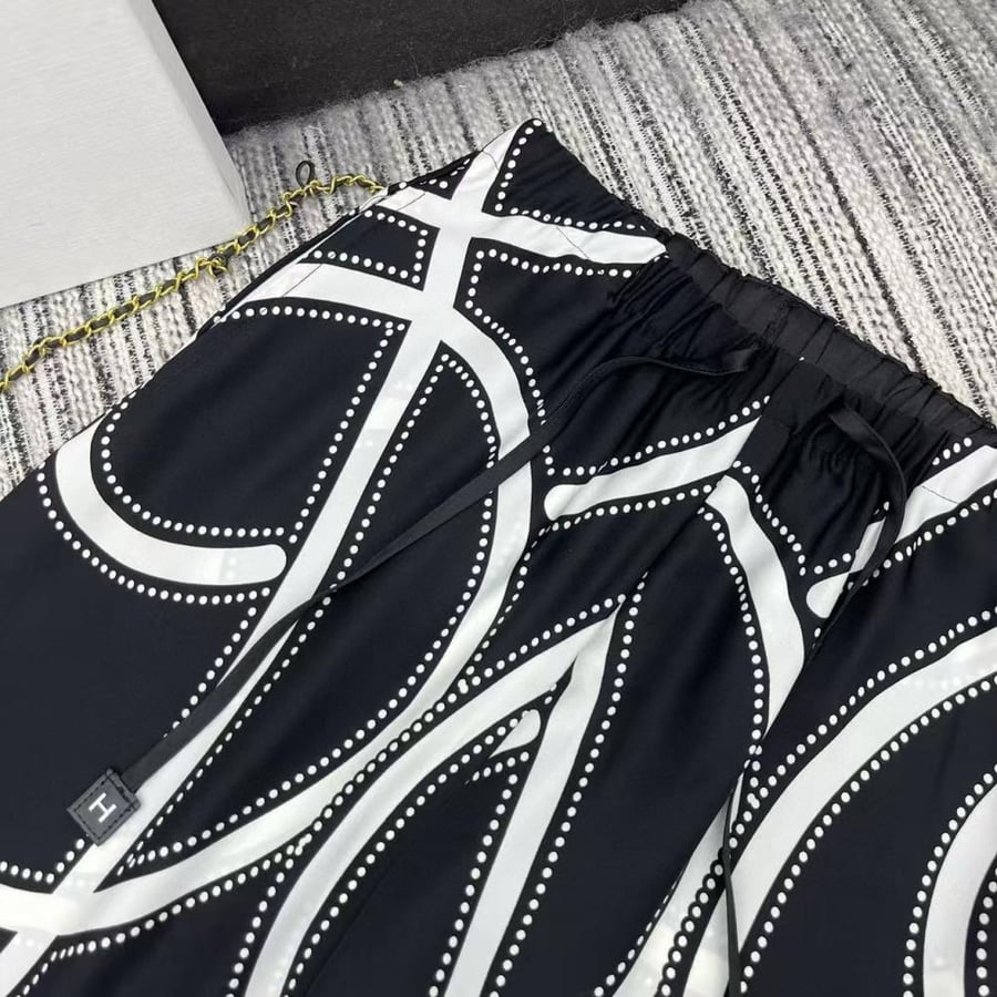 بنطال نسائي ماركة Loewe