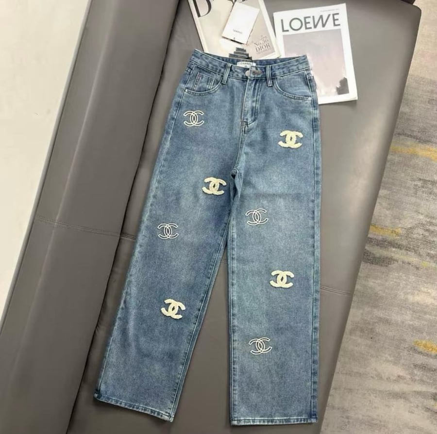 بنطال نسائي ماركة Chanel