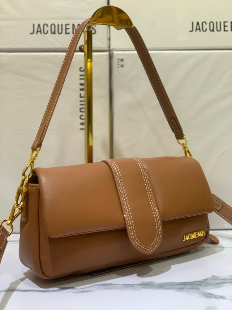 شنطة نسائية ماركة ‏JACQUEMUS