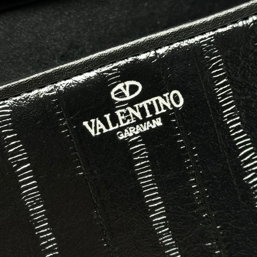 شنطه نسائية ماركة Valentino