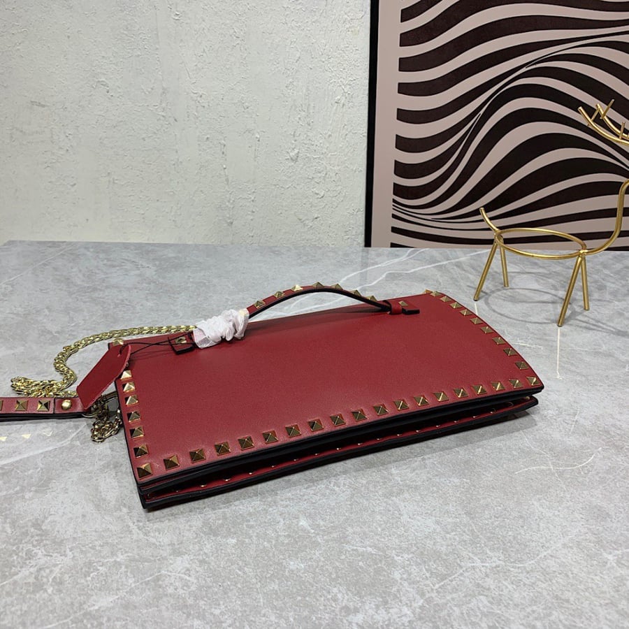 شنطة نسائية ماركة Valentino