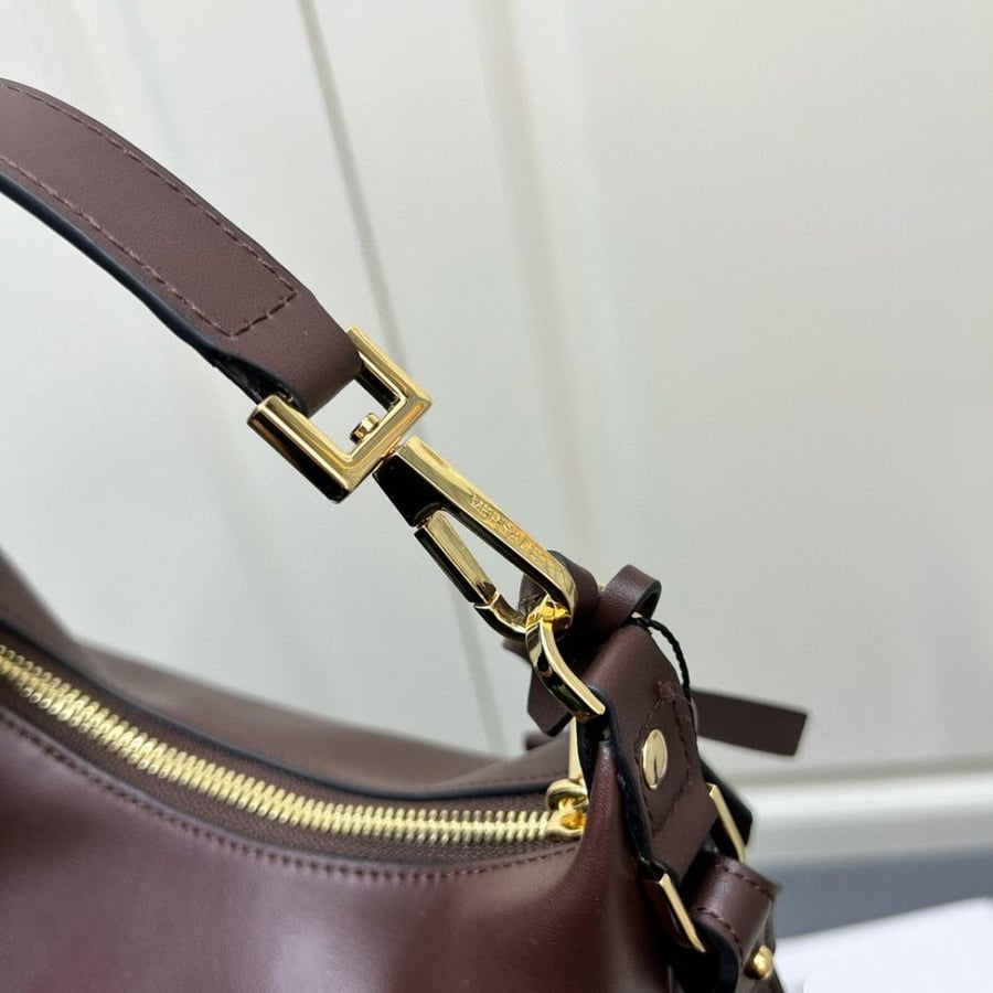 شنطه نسائية ماركة Versace