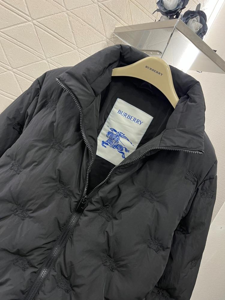 جاكيت رجالي ماركة Burberry