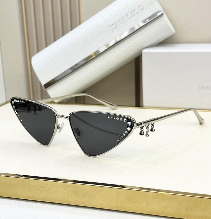 نظاره ماركة jimmychoo