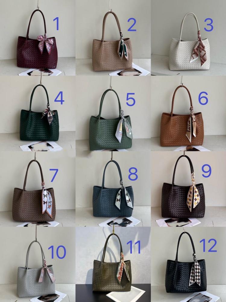 شنطه نسائية ماركة Bottega Veneta