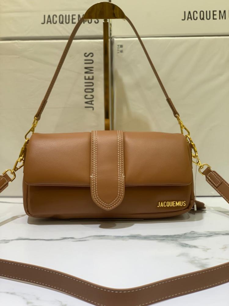 شنطة نسائية ماركة ‏JACQUEMUS