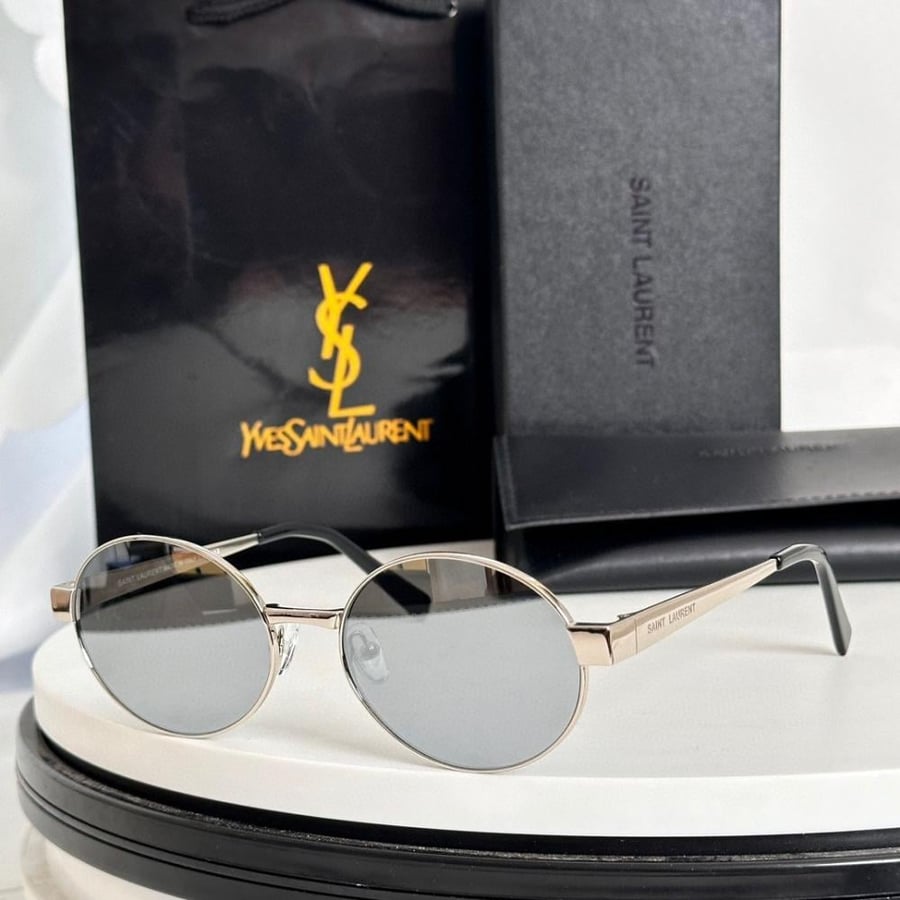 نظاره ماركة YSL