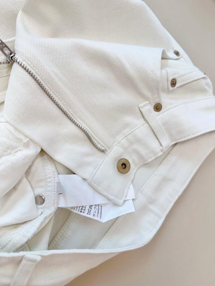 جينز نسائي ماركة Loewe