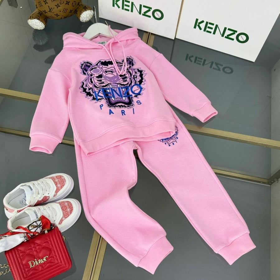 طقم اطفال ماركة kenzo
