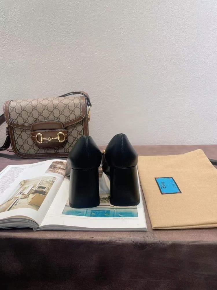حذاء نسائي ماركة ‏Gucci