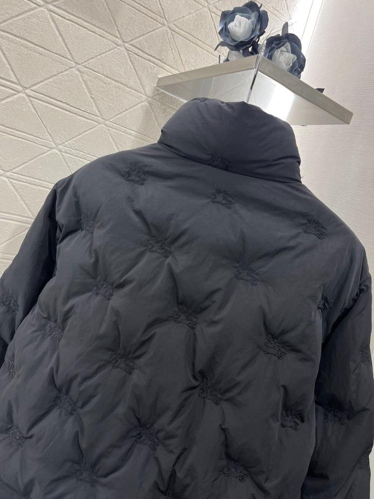 جاكيت رجالي ماركة Burberry