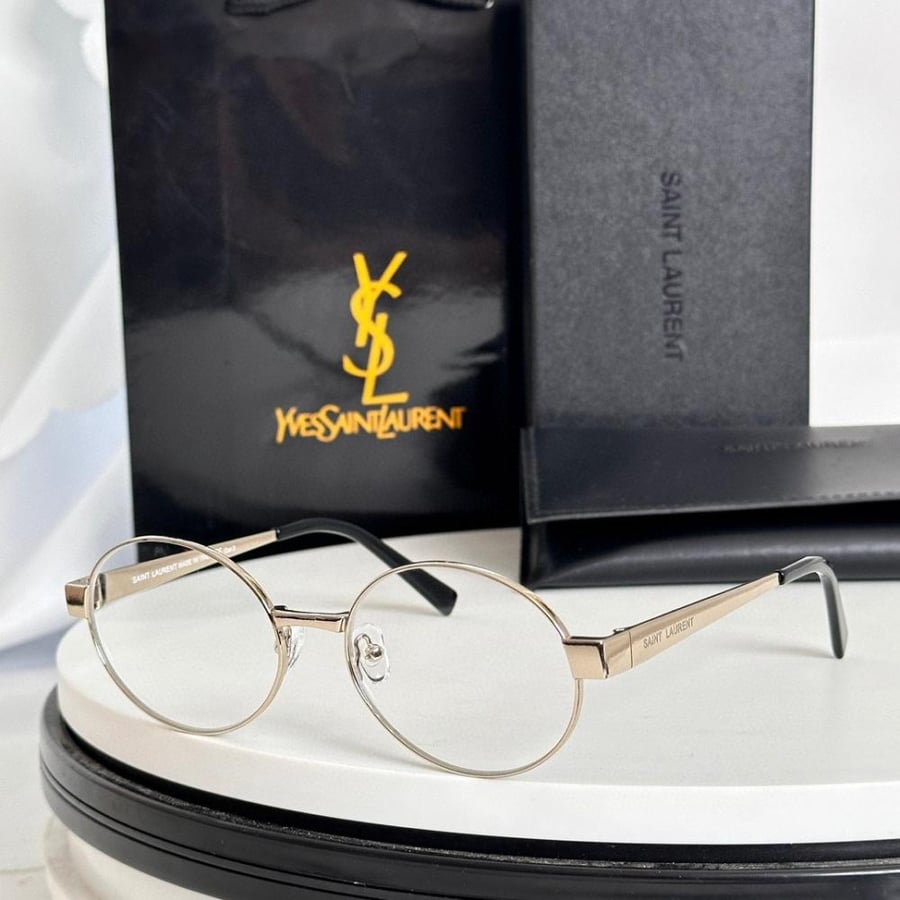 نظاره ماركة YSL