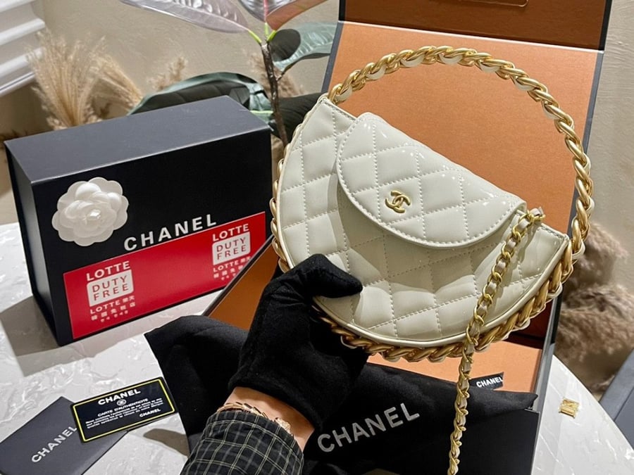 شنطة نسائية ماركة Chanel