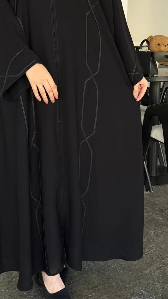 عبايات باكمام عريضه
