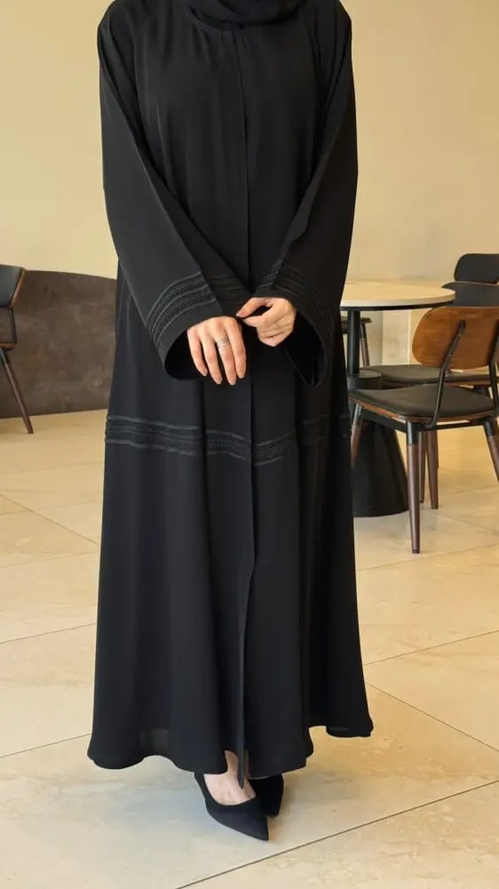 عباية خليجي سوداء