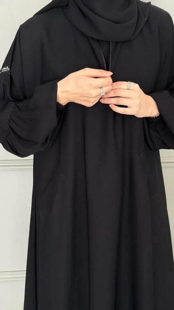 عباية مع خمار كتف