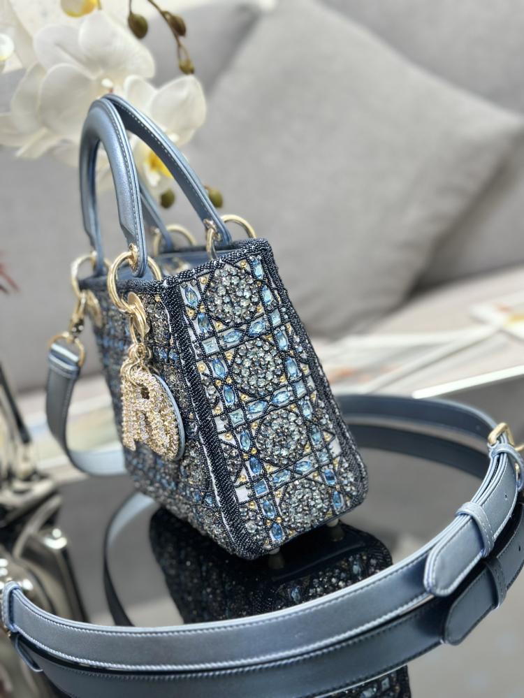 Dior Lady 20 x 16.5 x 8cm
