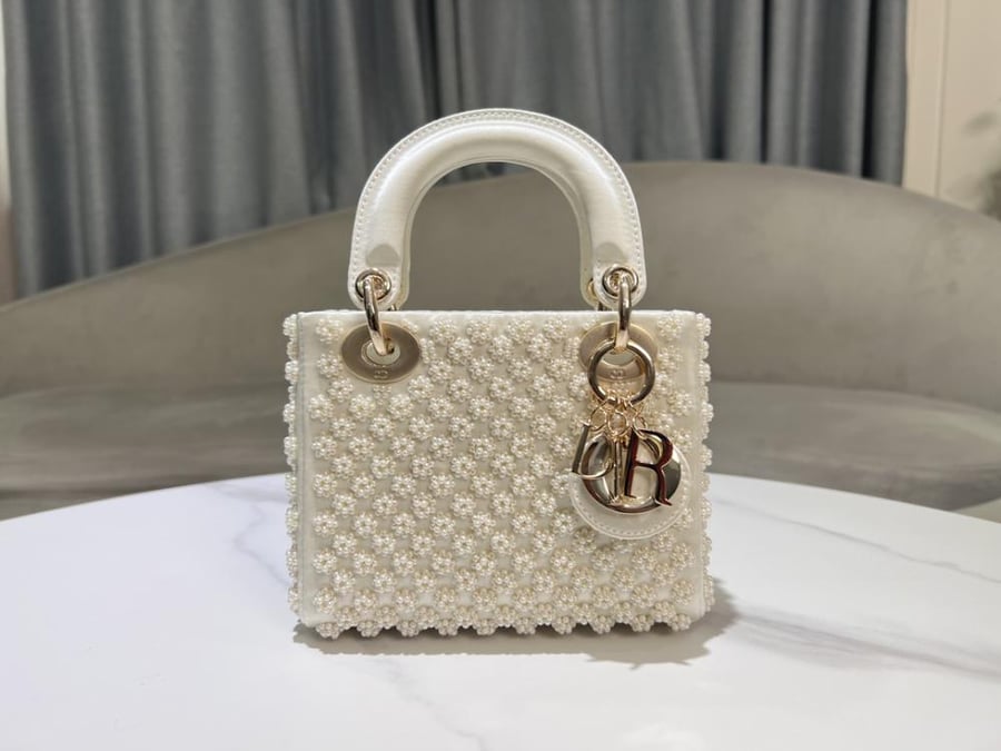 Dior Lady D 17 x 15 x 7cm